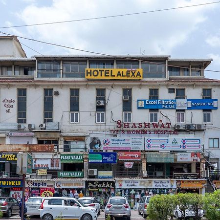 Hotel Alexa By Abc Ahmedabad Esterno foto