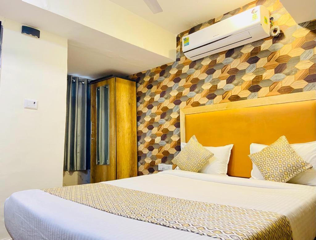 Hotel Alexa By Abc Ahmedabad Esterno foto