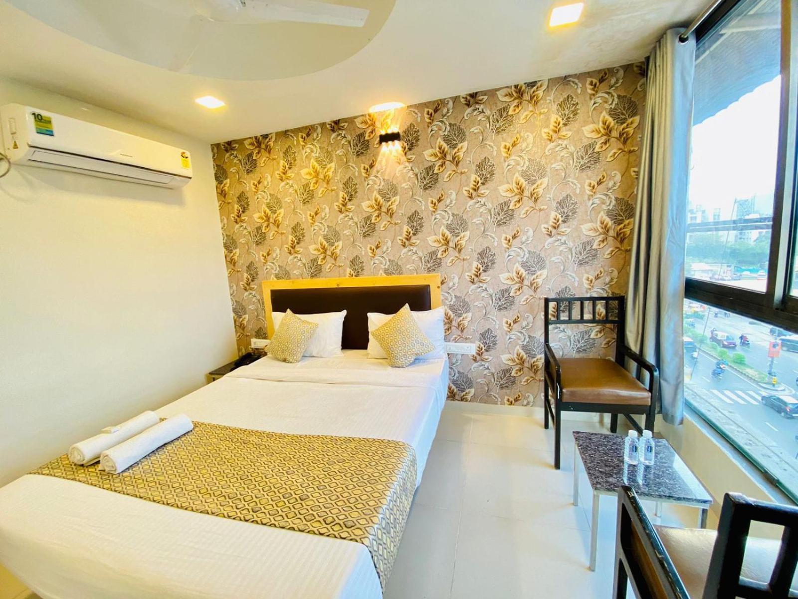 Hotel Alexa By Abc Ahmedabad Esterno foto